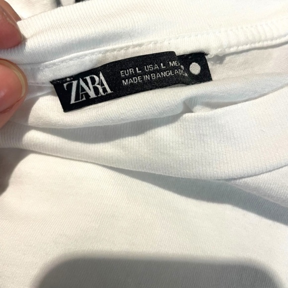 Two Boxy Tops 🤍 - Picture 7 of 14